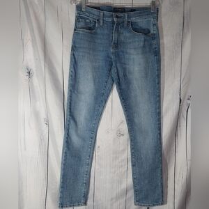 Lucky Brand 110 Slim Jeans